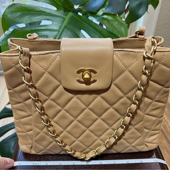 CHANEL Lambskin Small Quilted CC Tote Beige - Picture 9 of 15